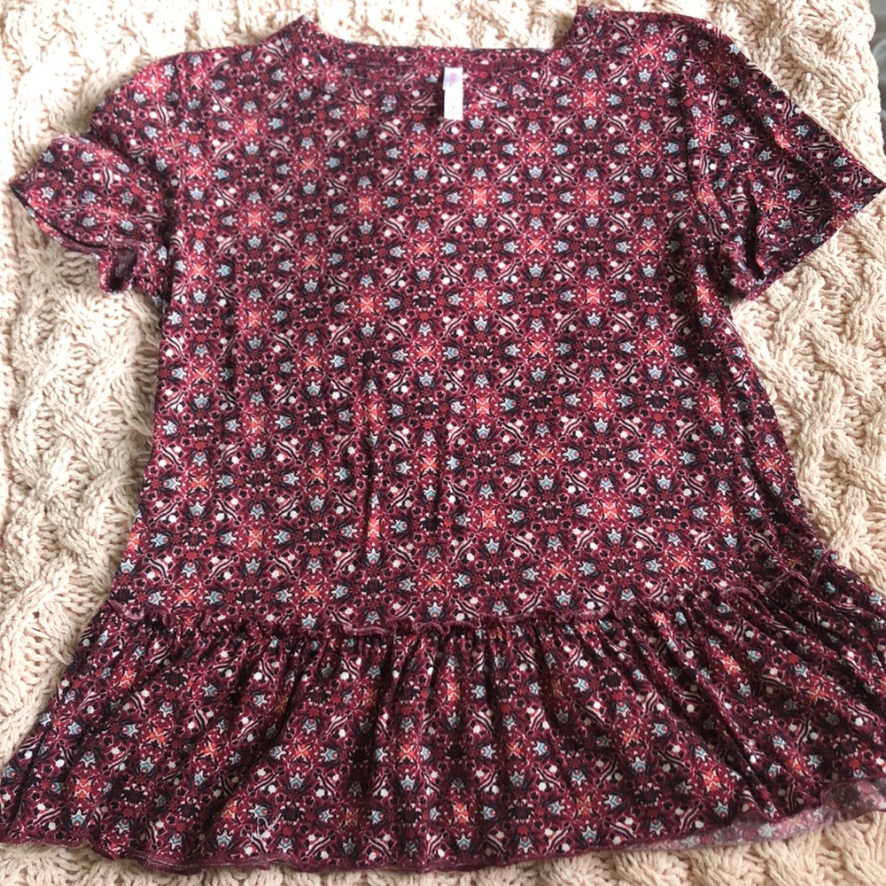 MAROON/PINK TOP